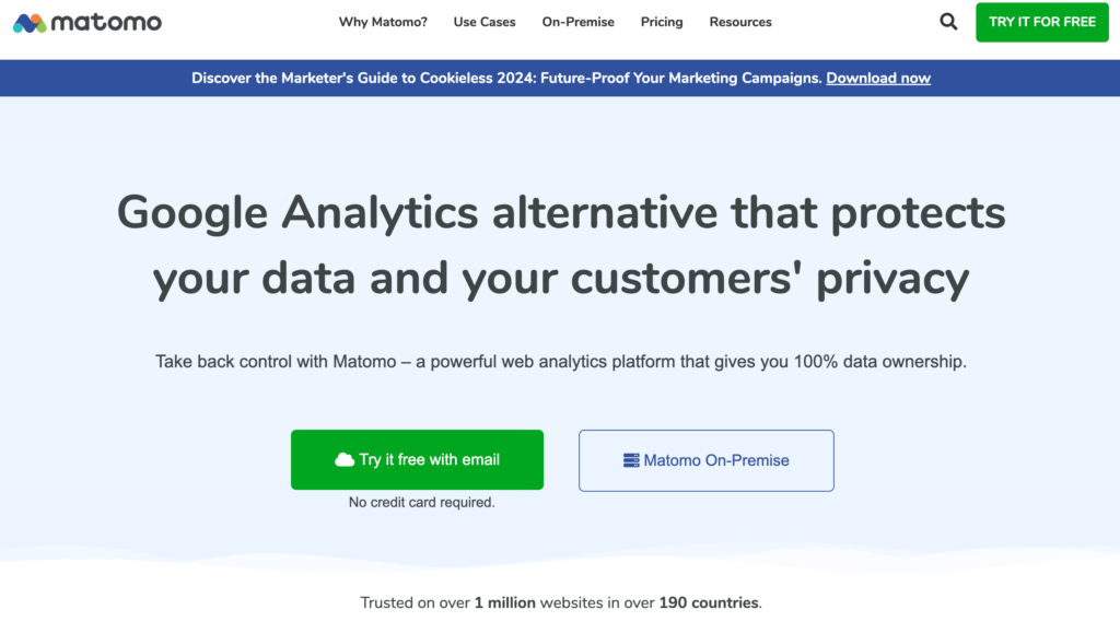 Screenshot of the Matomo Analytics homepage as a google analytics 4 alternative